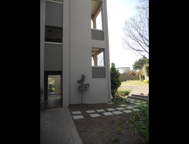 1 BEDROOM PROPERTY TO RENT IN BRYANSTON